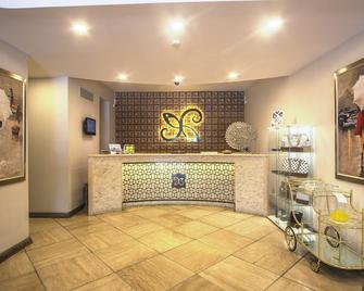 Elegance Residence - Istanbul - Front desk