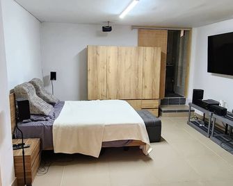 Pilarica Gardens - Medellín - Sypialnia