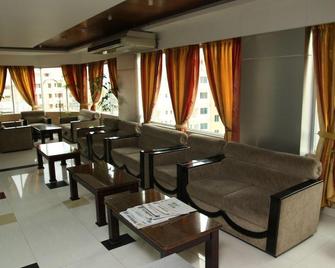 Richmond Hotel & Apartments - Sylhet - Restaurant