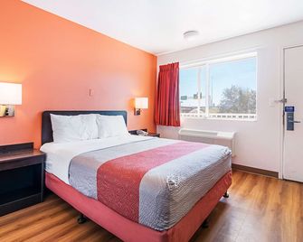 Motel 6 Corpus Christi Northwest - קורפוס כריסטי - חדר שינה