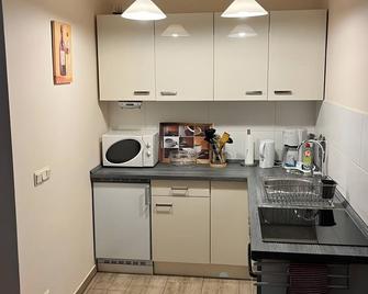 Tollensehus - Klein Nemerow - Küche