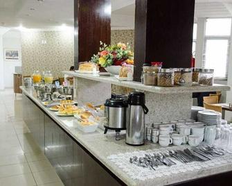 Serras Hotel - Rondonópolis - Buffet