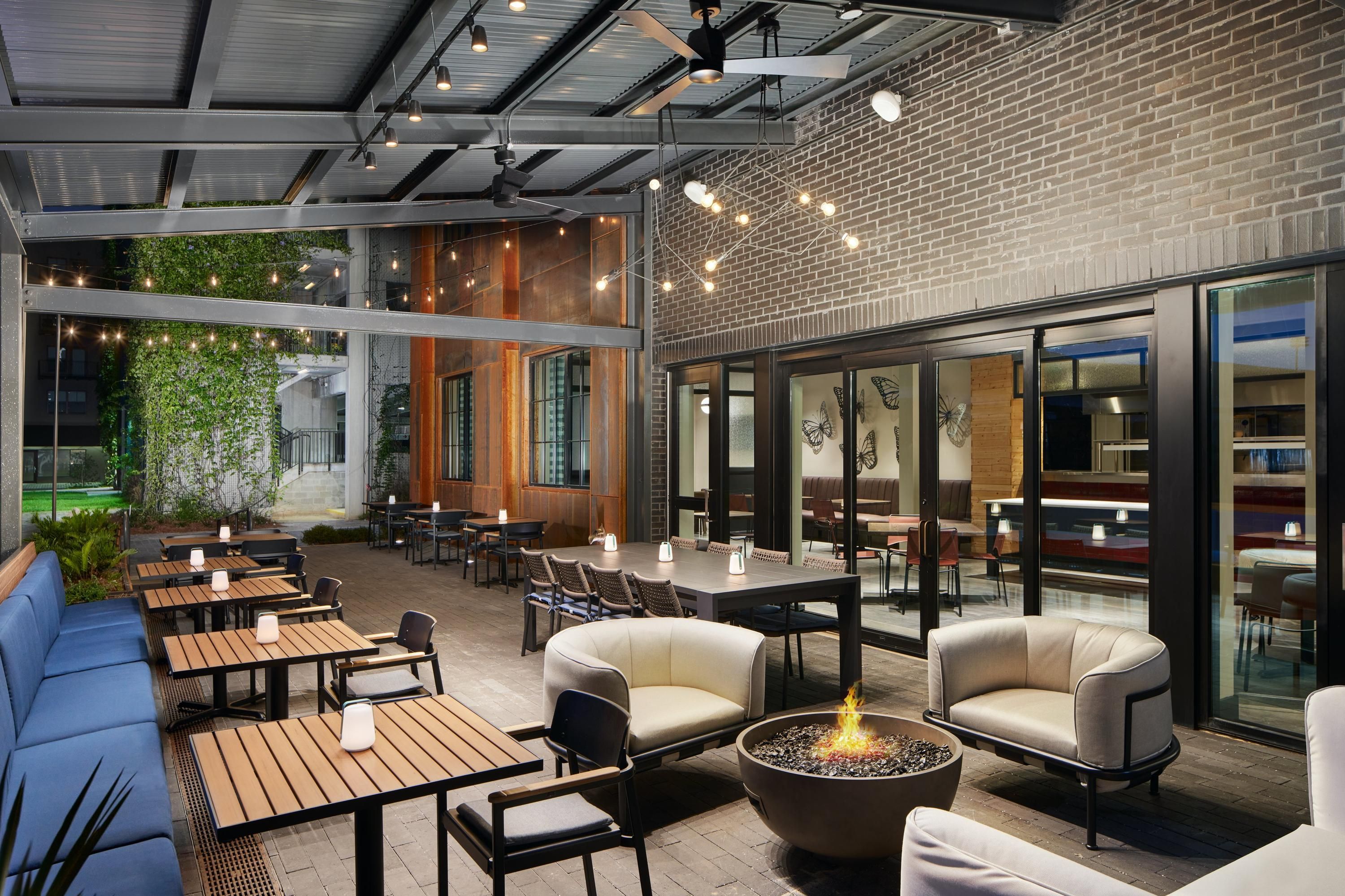 Hotel Indigo Tallahassee - Collegetown By IHG - Tallahassee - Restaurante