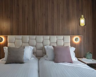 Le Cetai Cannes Beach Hotel - קאן