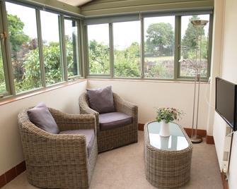 The Granary - Lydney - Living room