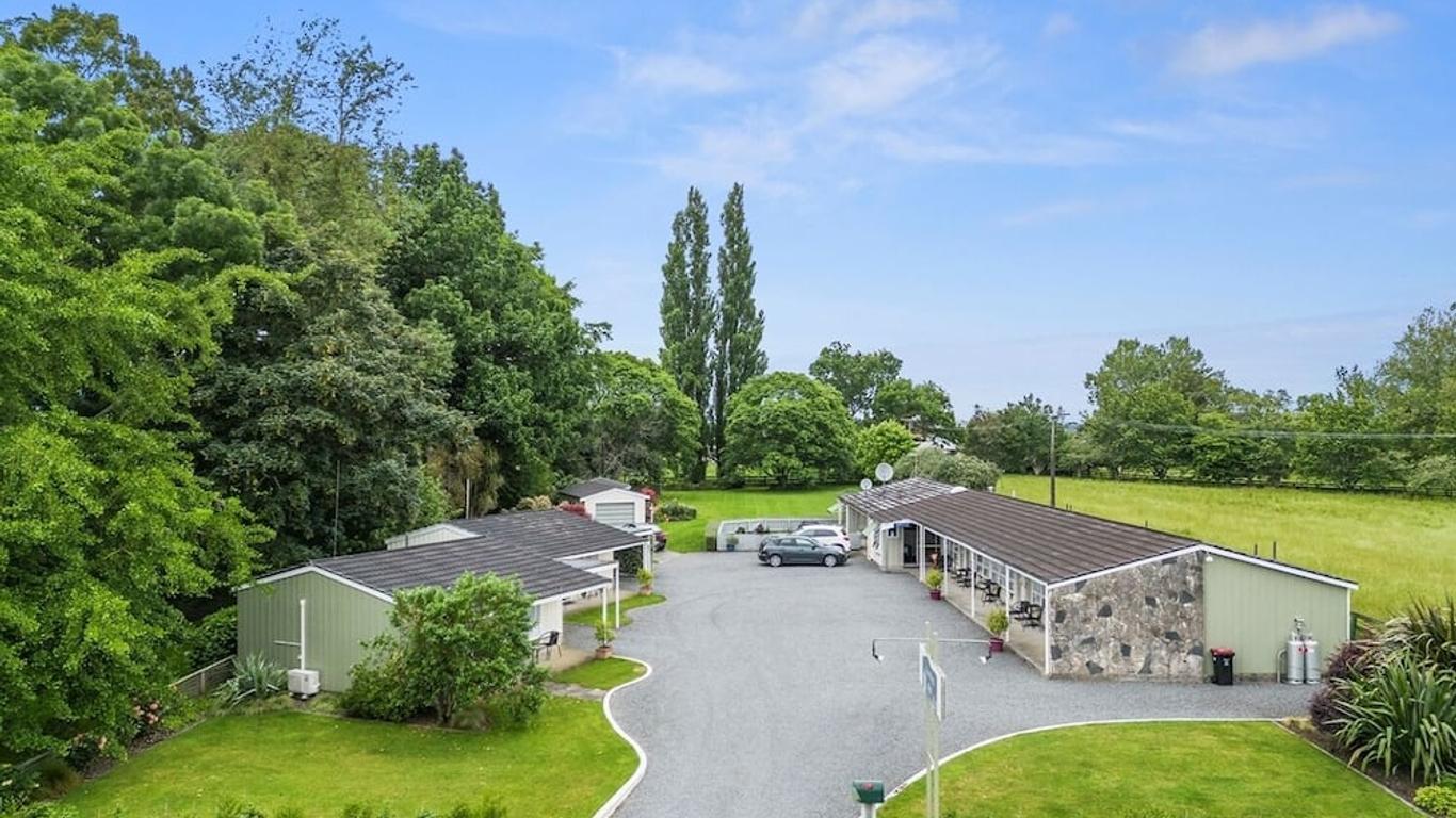 托爾公路汽車旅館 - 馬塔馬塔