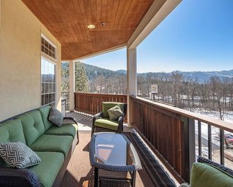 Luxury One Bedroom Condo - Downtown Leavenworth - Leavenworth - Balcony