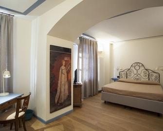 Borromeo Rooms Bed & Living - Vimercate - Ložnice