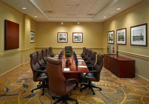 DoubleTree by Hilton Sunrise - Sawgrass Mills from $125. Sunrise Hotel  Deals & Reviews - KAYAK