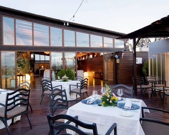 Hotel Andalucia Center - Granada - Restaurant