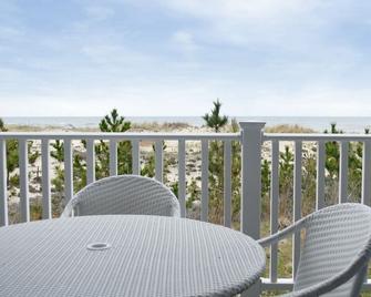 Sea Crest Resort - Amagansett - Balcony