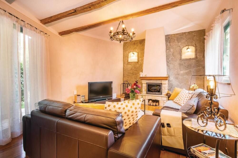 Lovely home in Malinska - Malinska - Sala de estar