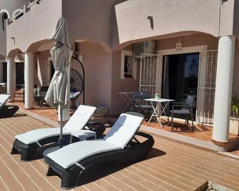 Casa Rosa Montes - Burgau
