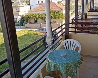 John Apartments - Platanias - Balkon