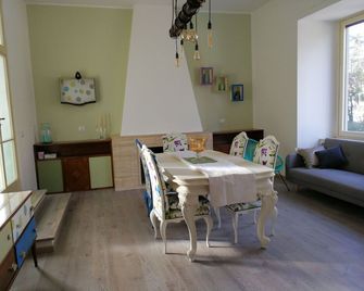 A Casa di Simonetta - Castelfranco Emilia - Їдальня