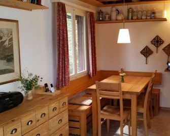 Chalet Hüsli by Interhome - Giswil - Essbereich