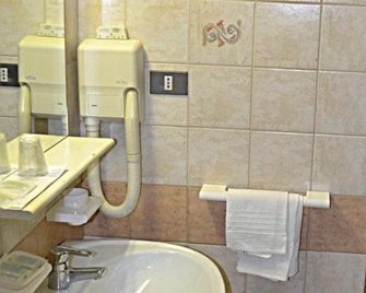 Albergo Due Monti - Ateleta - Baño