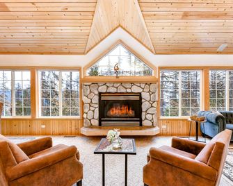 Sunspot Lodge - Schweitzer Mountain - Sandpoint - Salon