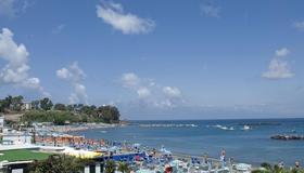 Hotel Rivamare - Ischia - Beach