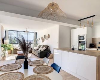 Superbe appartement sur le canal du midi - La Redorte - Comedor