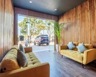 Dejavu 2.0 Hotel Bajo Komodo - Labuan Bajo - Lobby