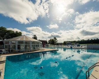Second Conference Family Deluxe Bay View - North East - Pool