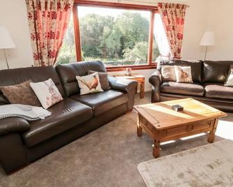 Broombaulks Farm Bungalow - Jedburgh - Living room