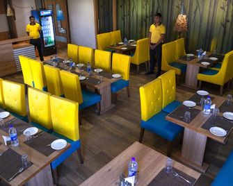 Hotel Shivaay Blue - Daltonganj - Restaurant