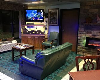 Nation's Inn - West Jefferson - Lounge