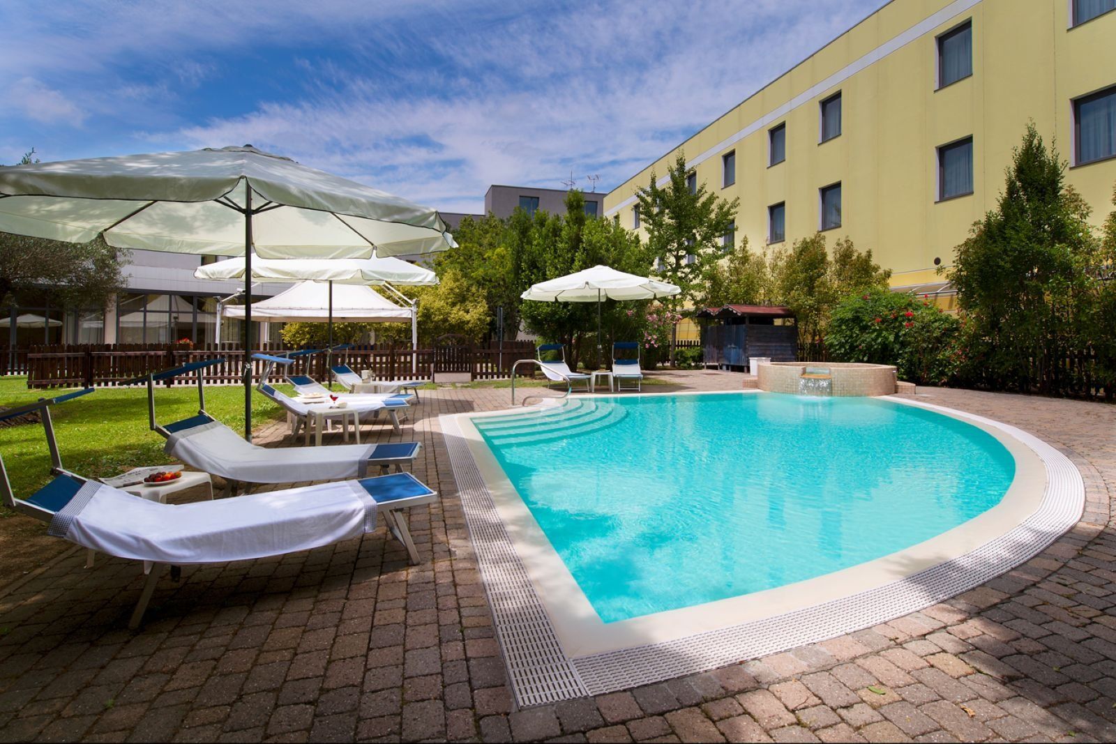 voco Parma & Congressi by IHG - Parma - Pool