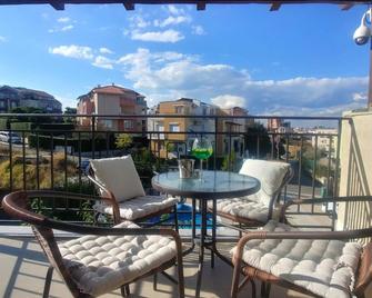 Family Hotel Muses - Sozopol - Balkon