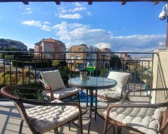 Family Hotel Muses - Sozopol - Balcony