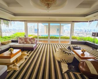 The Bazaar Hotel Bangkok - Mrt Lat Phrao Ratchadapisek - Bangkok - Lounge