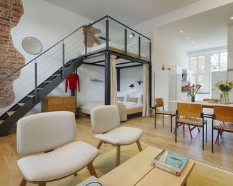 homie stay am Spital - Wurzburg - Living room