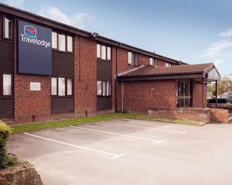 Travelodge Reading Whitley - Reading - Building