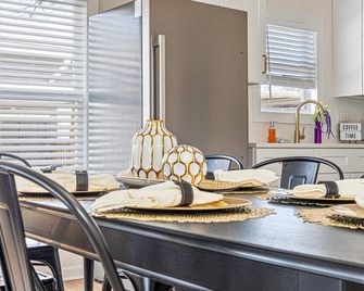Create Memories 4br/3ba Near Riverwalk & Downtown! - San Antonio - Salle à manger