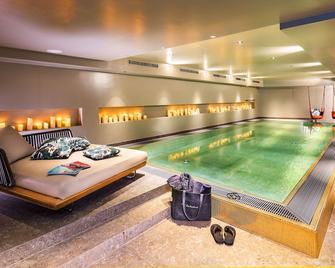 Hotel Innsbruck - אינזברוק - בריכה