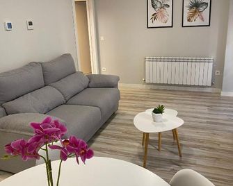 Casa Alberto 2 izda - Tudela - Living room