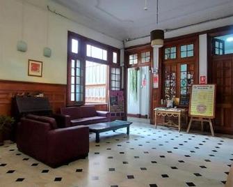 1900 Hostel - Lima - Reception
