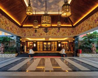 Mayfair Lake Resort - Raipur - Lobby