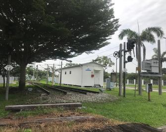 Railway Hostel - Batu Gajah - Building