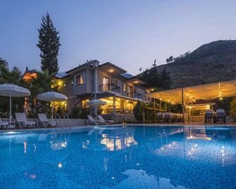 Otto Palace Boutique Hotel - Adrasan - Piscina