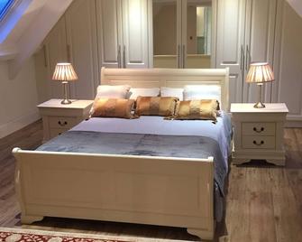 The Old Dispensary - Kinsale - Bedroom