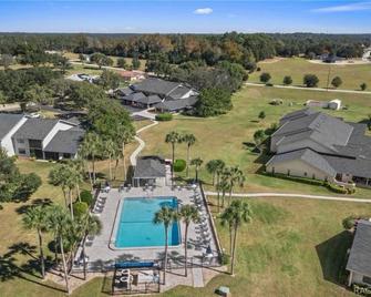 Florida Sunshine Condo - Hernando - Piscina