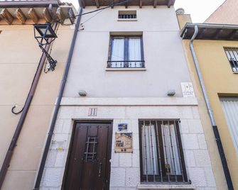 El Palomar De La Cuesta - Lerma - Building