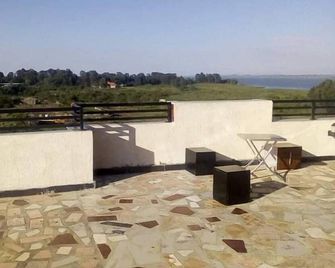 Caron Pension - Bahir Dar - Balcón