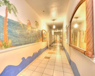 James Hotel - Miami Beach - Hallway