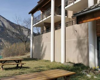 Duplex pour 6 pers. avec terrasse à Jausiers - FR-1-165B-5 - Jausiers