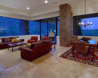 Luxury Home in a Tortillita Canyon. Perfect for Relaxing, w\/ Golf\/Trails Nearby - Marana - Lounge