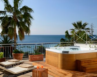 فندق رويال سانريمو - San Remo - شرفة